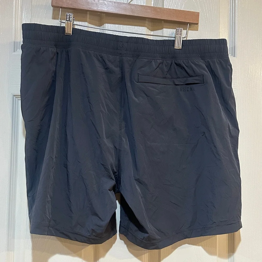 Rhone Mako‎ Athletic Shorts Mens XXL Charcoal Gray 7 Inch Inseam MAS-181